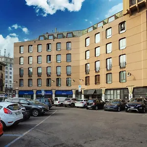 Apartment Duomo Luxury Viii, Milan